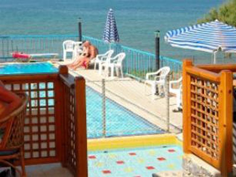 Danaos Beach Apartments Sfáka Exterior foto